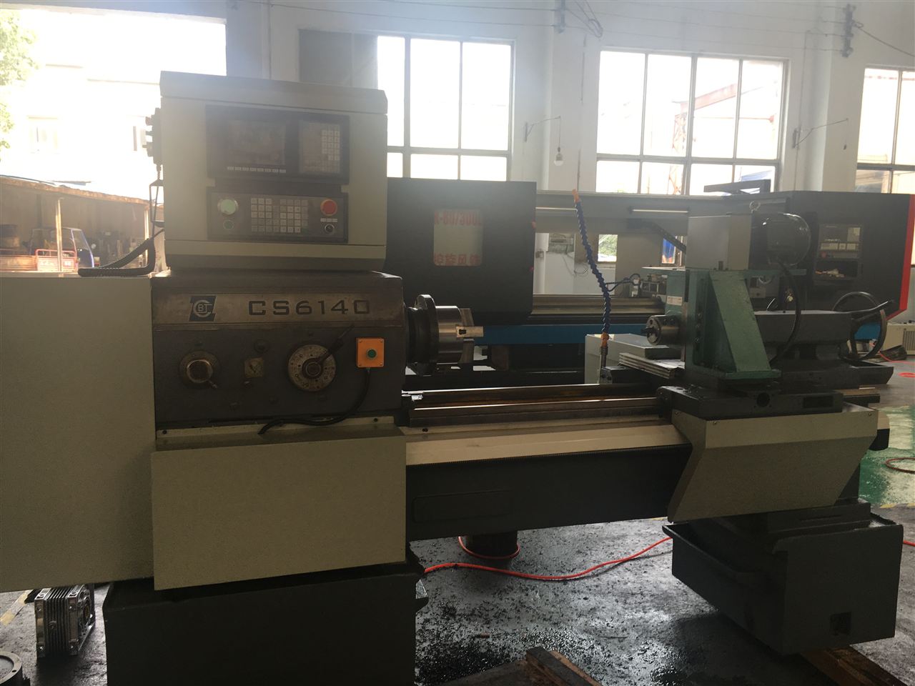 革新精密加工 常州騰創(chuàng)機(jī)械設(shè)備廠(chǎng)的6140/1m改裝版數(shù)控旋風(fēng)銑解決方案